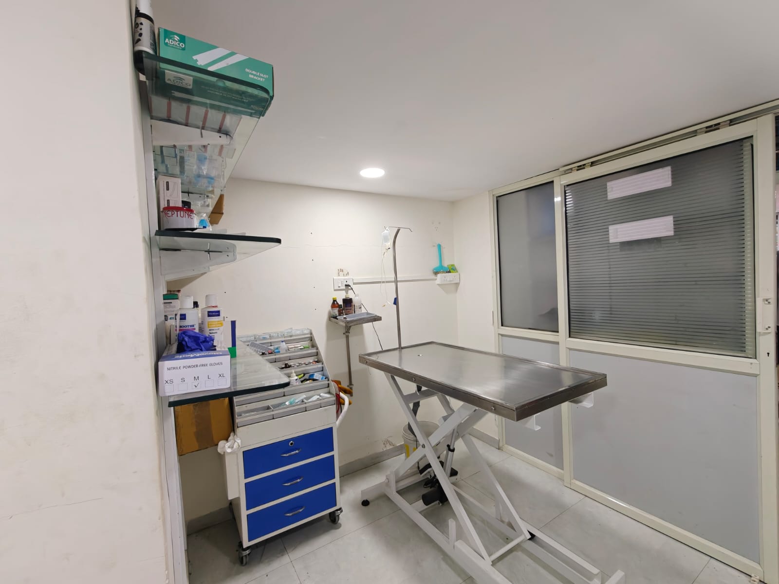 Sarvadnya Pet Care Unit veterinary clinic, Pune